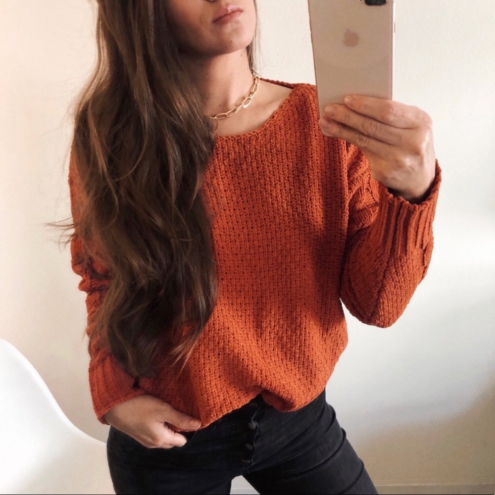 BOGO ⭐️ Last L — CHENILLE KNIT SWEATER - Picture 4 of 4